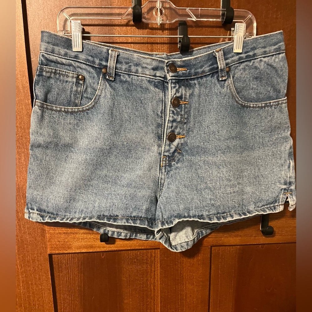 Vintage 90s Jordache Button Fly Shorts - Picture 3 of 13